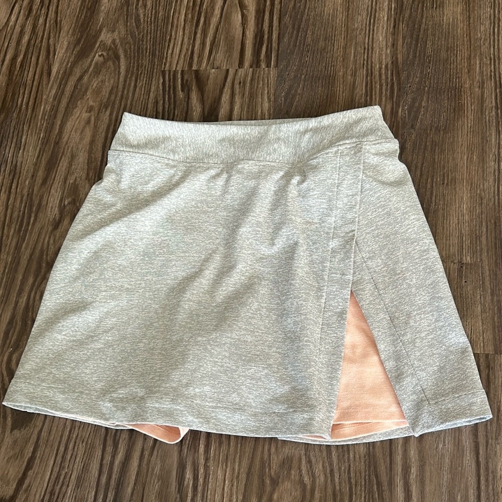 Grey Outdoor Voices Court Skort with Peach Lining
